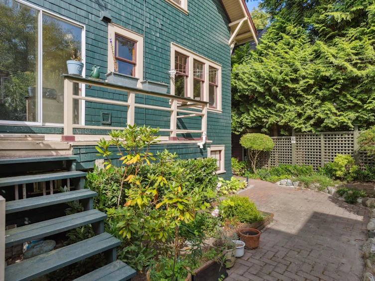 1842 Macdonald Street, Vancouver, BC, V6K 3X9 - 27