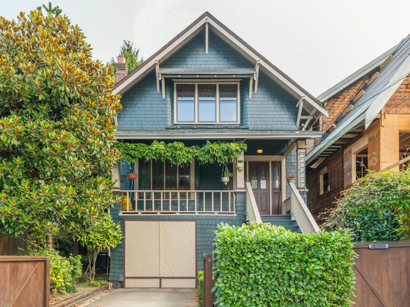 1842 Macdonald Street, Vancouver BC V6K 3X9