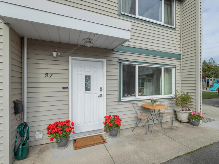 27-4949 57 Street, Delta, BC, V4K 3E7