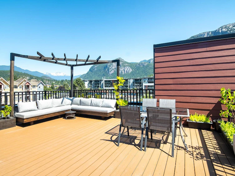 213-37842 Third Avenue, Squamish, BC, V8B 1B9 - 2