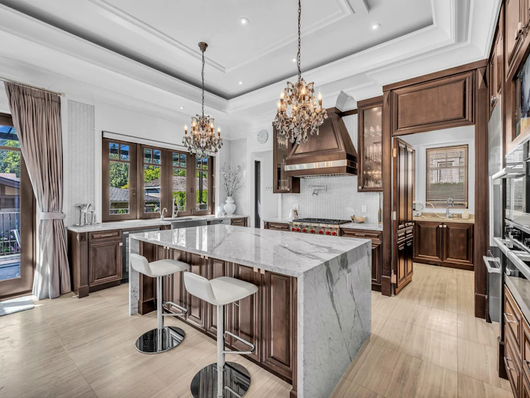 2832 W 44th Avenue, Vancouver, BC, V6N 3K2 - 5