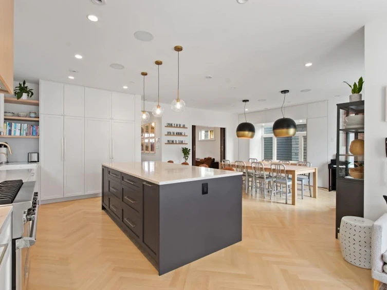 4447 Quebec Street, Vancouver, BC, V5V 3L6 - 8