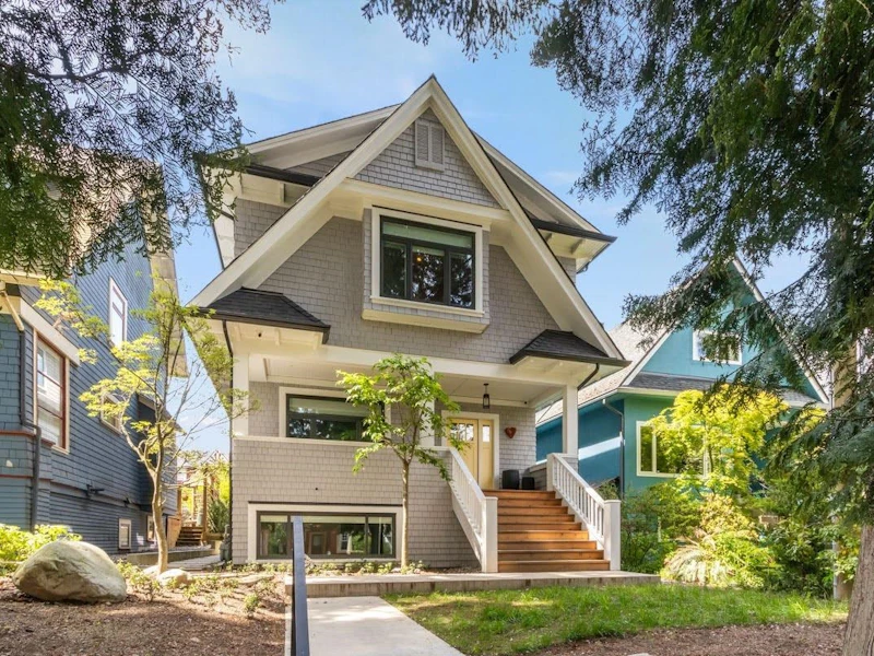 4447 Quebec Street, Vancouver BC V5V 3L6