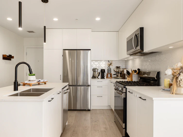 307-8353 200a Street, Langley, BC, V2Y 5K7 - 3