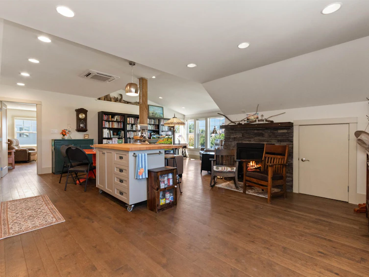 46028 First Avenue, Chilliwack, BC, V2P 1W1 - 28