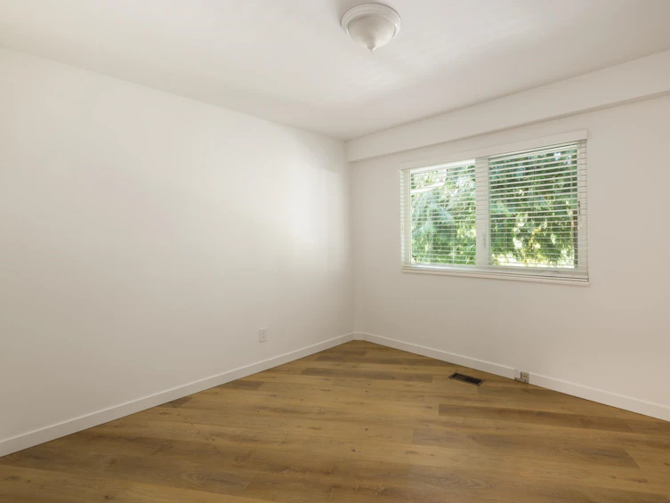 5733 Bluebell Drive, West Vancouver, BC, V7W 1T2 - 21