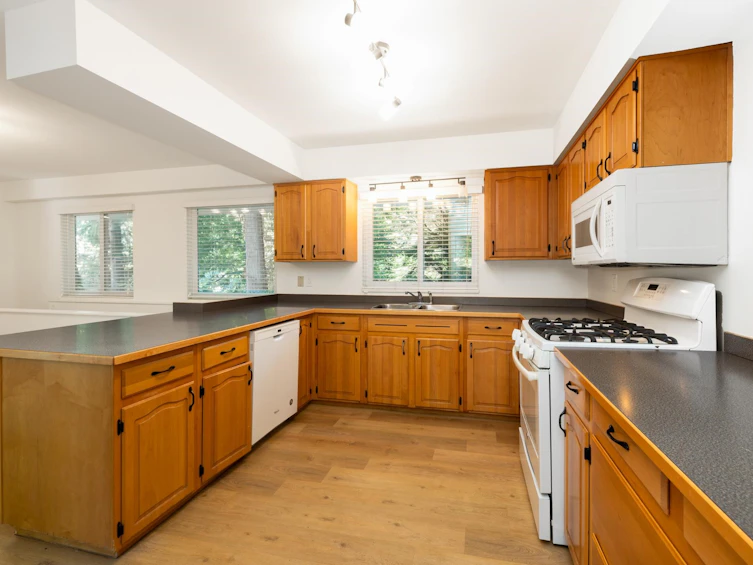5733 Bluebell Drive, West Vancouver, BC, V7W 1T2 - 15