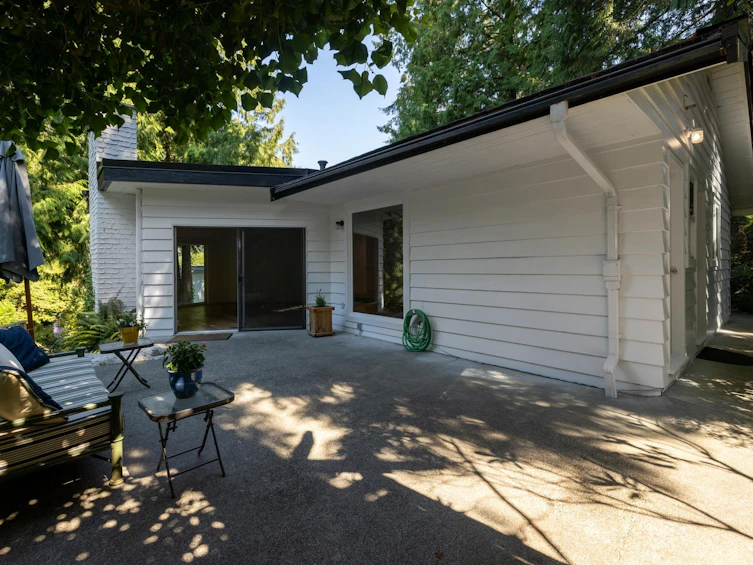 5733 Bluebell Drive, West Vancouver, BC, V7W 1T2 - 9