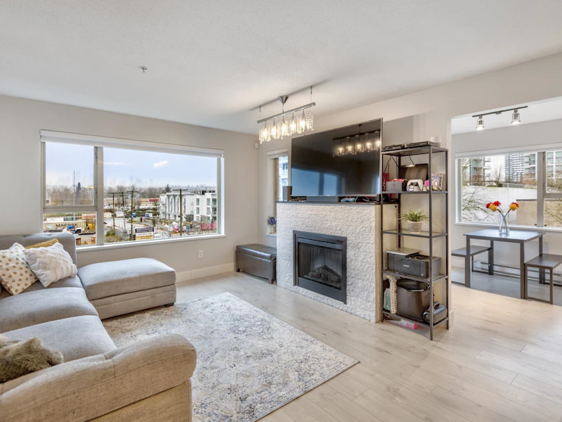 305 - 4728 Dawson Street, Burnaby BC V5C 0A9