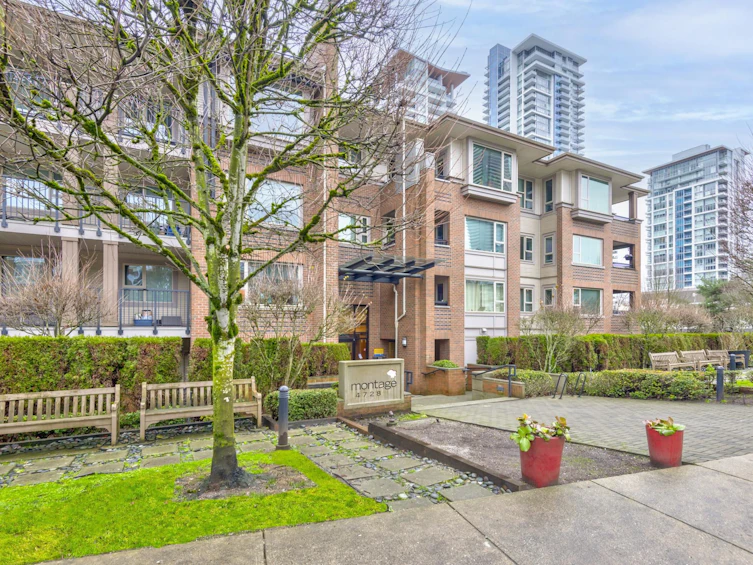 305-4728 Dawson Street, Burnaby, BC, V5C 0A9 - 24