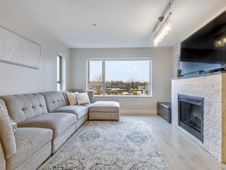 305-4728 Dawson Street, Burnaby, BC, V5C 0A9 - 10