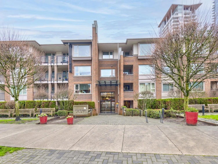 305-4728 Dawson Street, Burnaby, BC, V5C 0A9 - 23