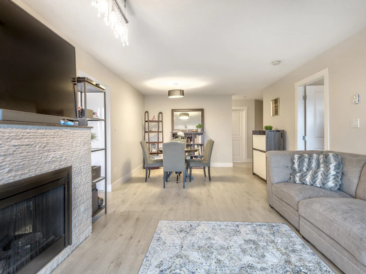 305-4728 Dawson Street, Burnaby, BC, V5C 0A9 - 11