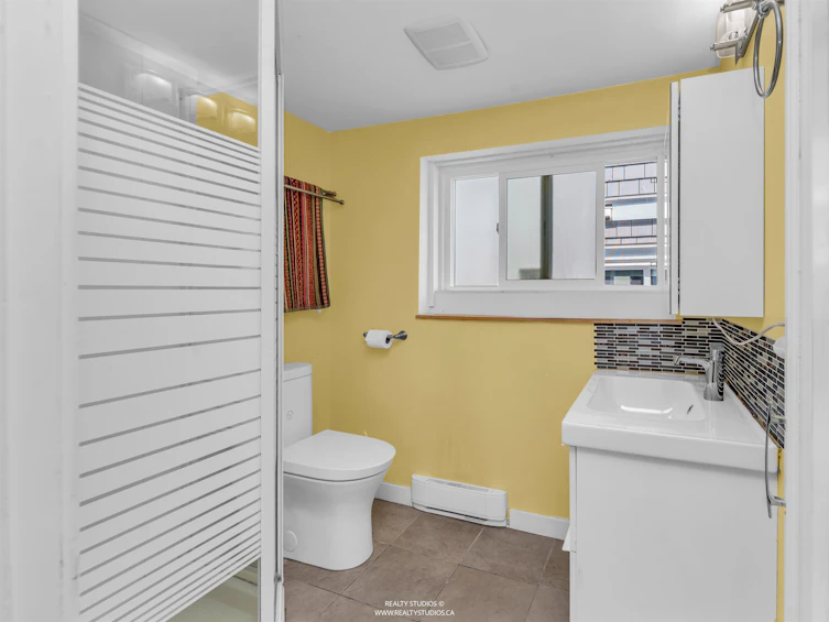 661 W 20th Avenue, Vancouver, BC, V5Z 1X9 - 35