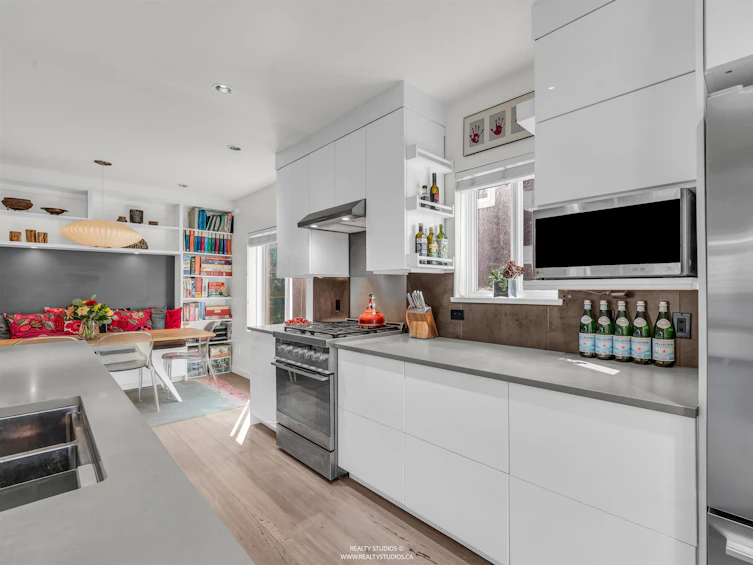 661 W 20th Avenue, Vancouver, BC, V5Z 1X9 - 9