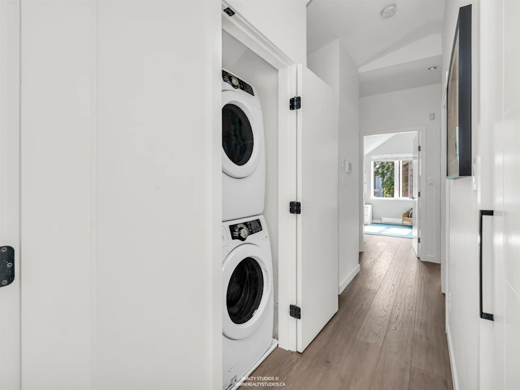 661 W 20th Avenue, Vancouver, BC, V5Z 1X9 - 36