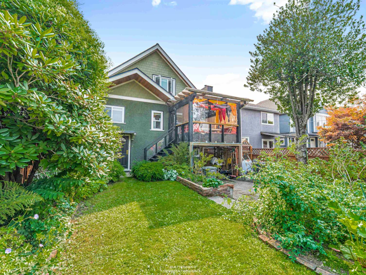661 W 20th Avenue, Vancouver, BC, V5Z 1X9 - 39