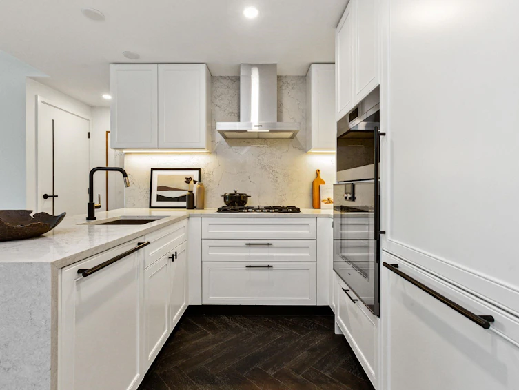 210-2096 W 47th Avenue, Vancouver, BC, V6M 0E5 - 4