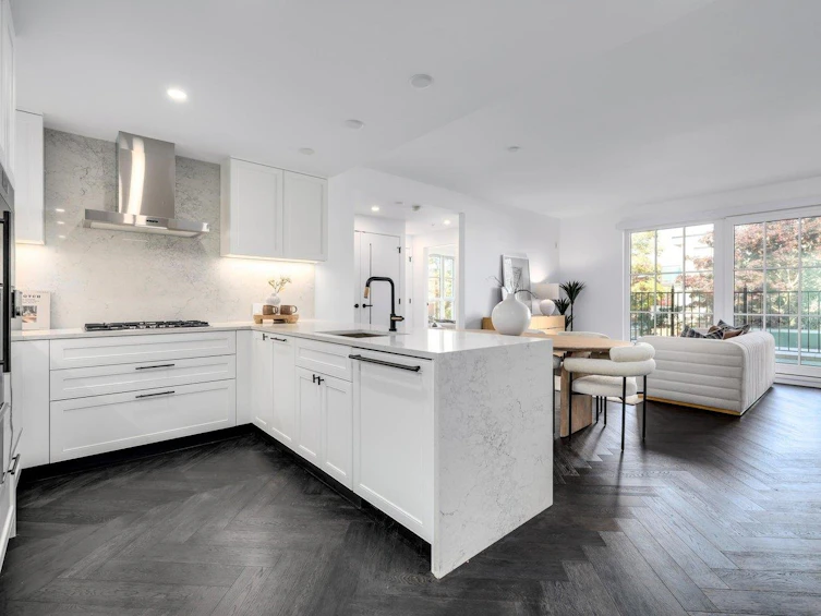 213-2096 W 47th Avenue, Vancouver, BC, V6M 0E5 - 4