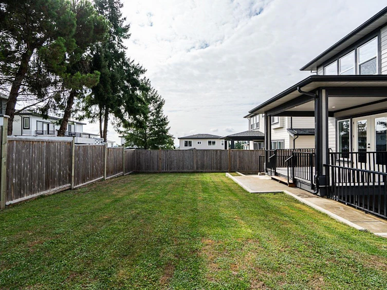 1696 166a Street, Surrey, BC, V3Z 9X5 - 33