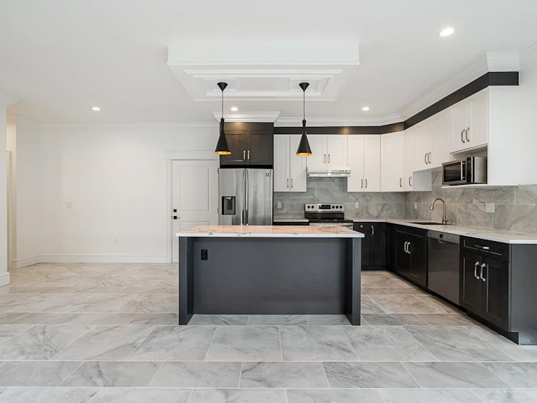 1696 166a Street, Surrey, BC, V3Z 9X5 - 30