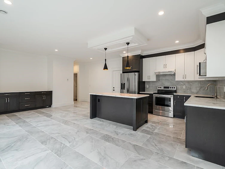 1696 166a Street, Surrey, BC, V3Z 9X5 - 31