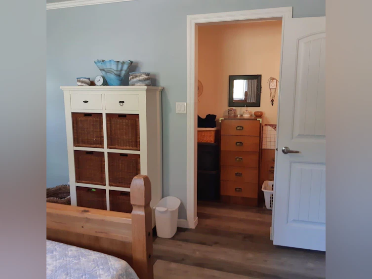 7838 Redrooffs Road, Halfmoon Bay, BC, V7Z 1A4 - 8