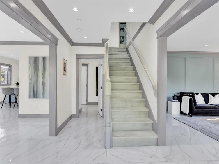 1008 E 24th Avenue, Vancouver, BC, V5V 2B1 - 3