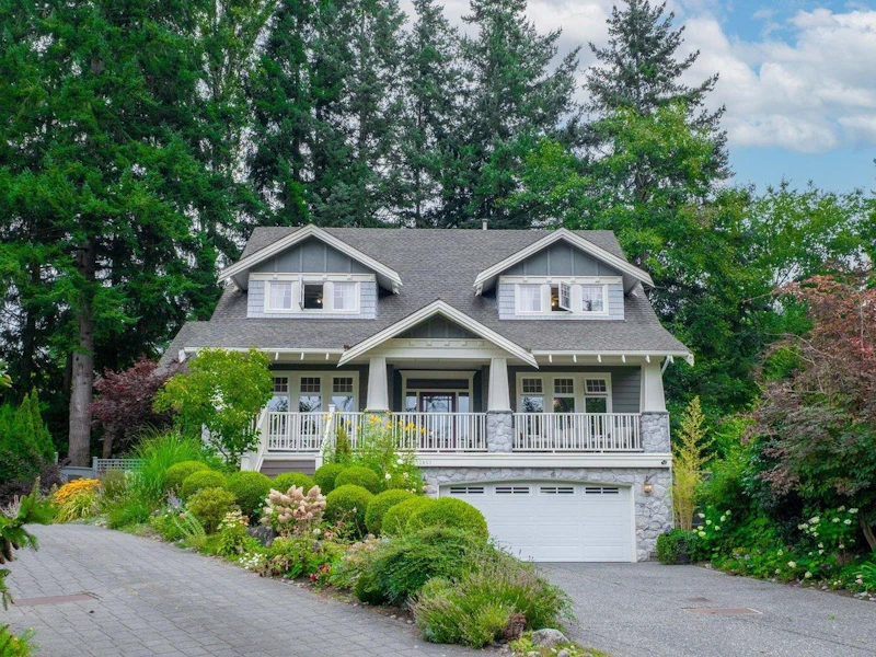 12851 25th Avenue, Surrey BC V4P 9W7