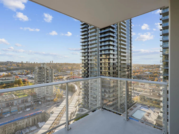 1701-4168 Lougheed Highway, Burnaby, BC, V5C 0N9 - 2