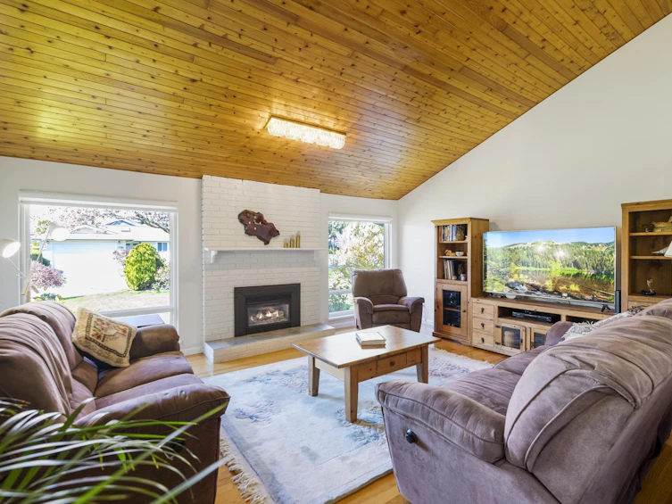 7784 Wansford Drive, Delta, BC, V4C 7S9 - 4