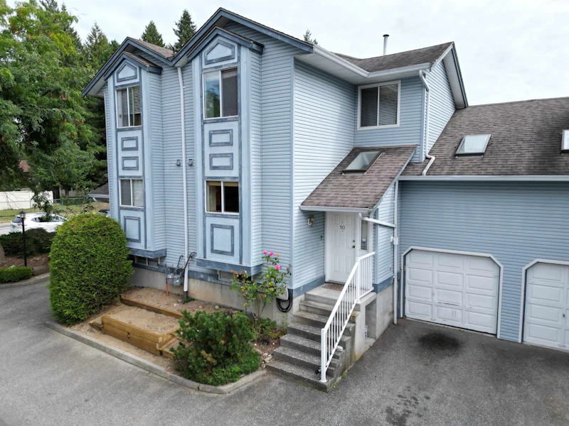 10 - 19252 119th Avenue, Pitt Meadows BC V3Y 2K4