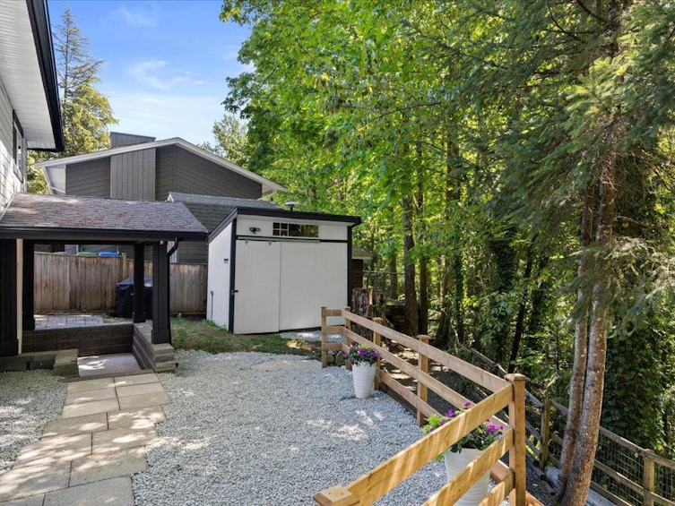 35286 Selkirk Avenue, Abbotsford, BC, V2S 8L2 - 20