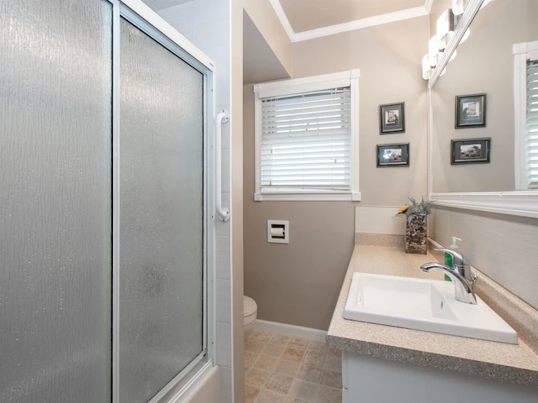847 E 13th Street, North Vancouver, BC, V7L 2M8 - 15