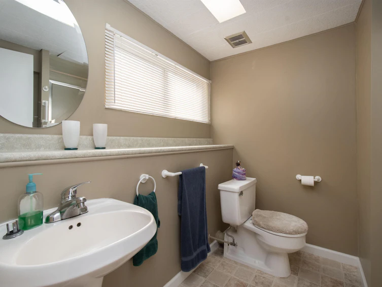 847 E 13th Street, North Vancouver, BC, V7L 2M8 - 22