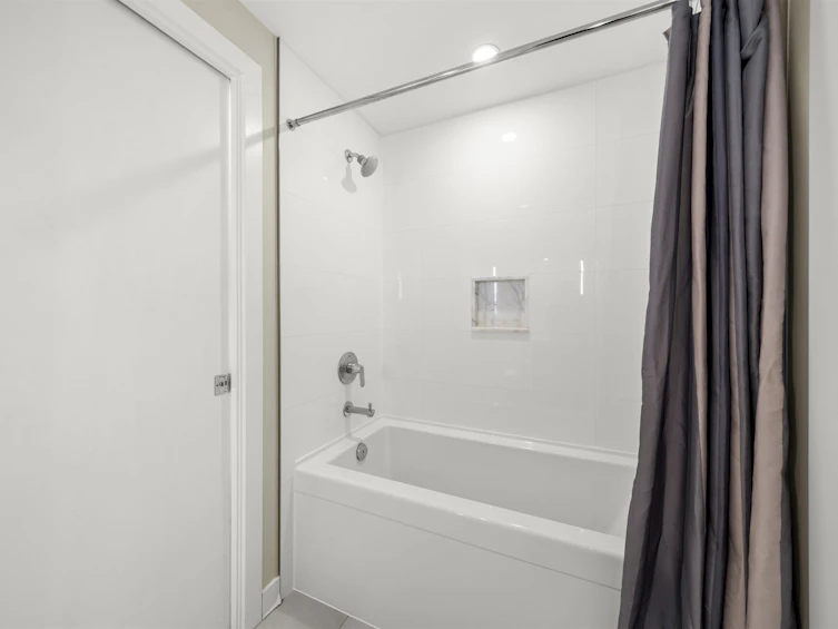 3501-13398 104 Avenue, Surrey, BC, V3T 1V6 - 18