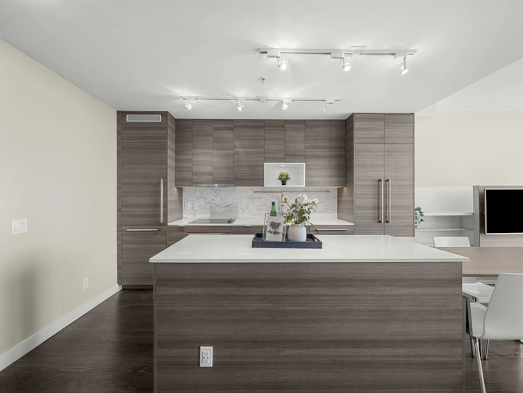 3501-13398 104 Avenue, Surrey, BC, V3T 1V6 - 2