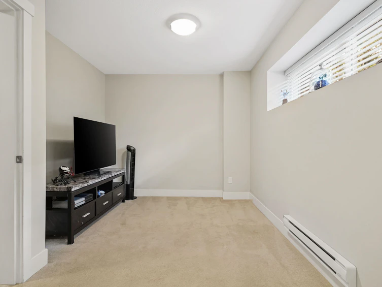 32-6588 195a Street, Surrey, BC, V4N 5W7 - 23