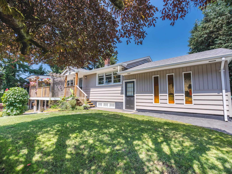 18227 55b Avenue, Surrey, BC, V3S 7Z2 - 3