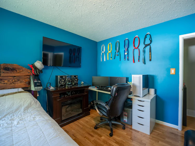 18227 55b Avenue, Surrey, BC, V3S 7Z2 - 27