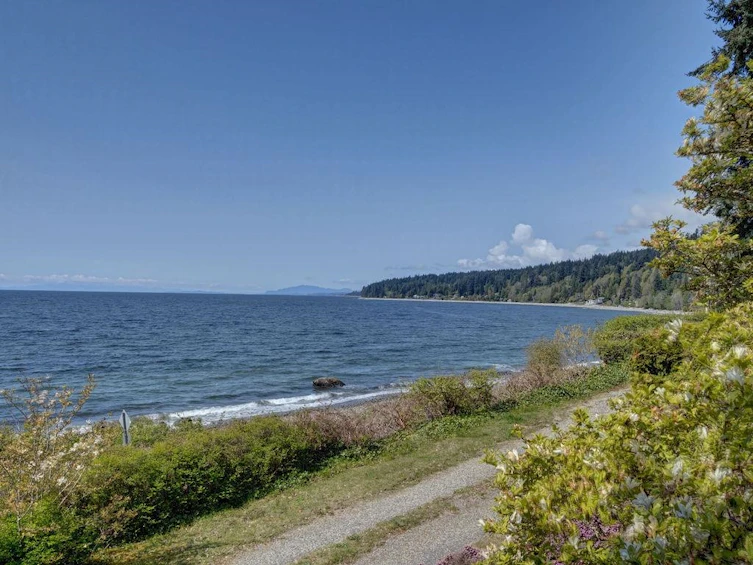 1708 Ocean Beach Esplanade, Gibsons, BC, V0N 1V5
