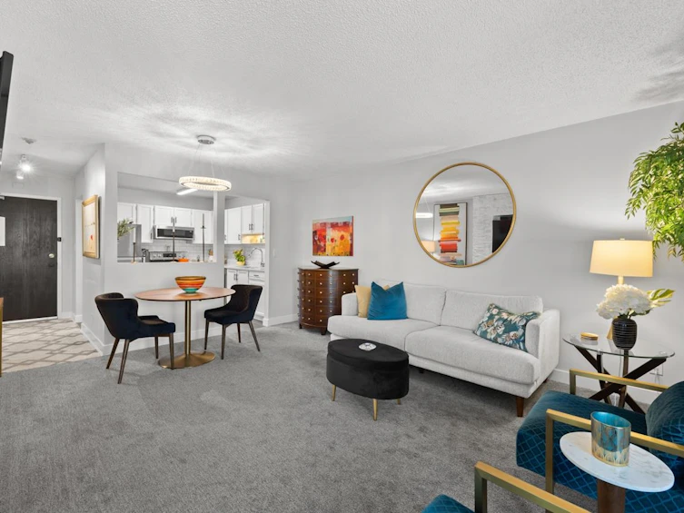 302-1355 Winter Street, Surrey, BC, V4B 3Y2 - 6
