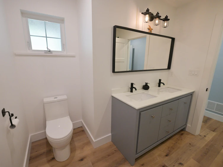8097 Southwood Road, Halfmoon Bay, BC, V7Z 1A7 - 21