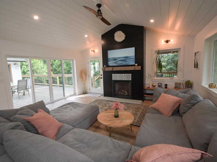 8097 Southwood Road, Halfmoon Bay, BC, V7Z 1A7 - 5