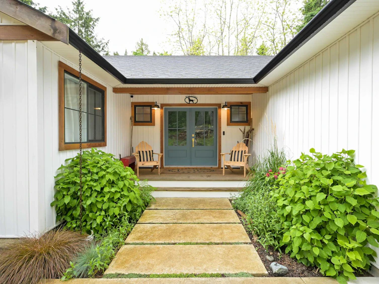 8097 Southwood Road, Halfmoon Bay, BC, V7Z 1A7 - 2