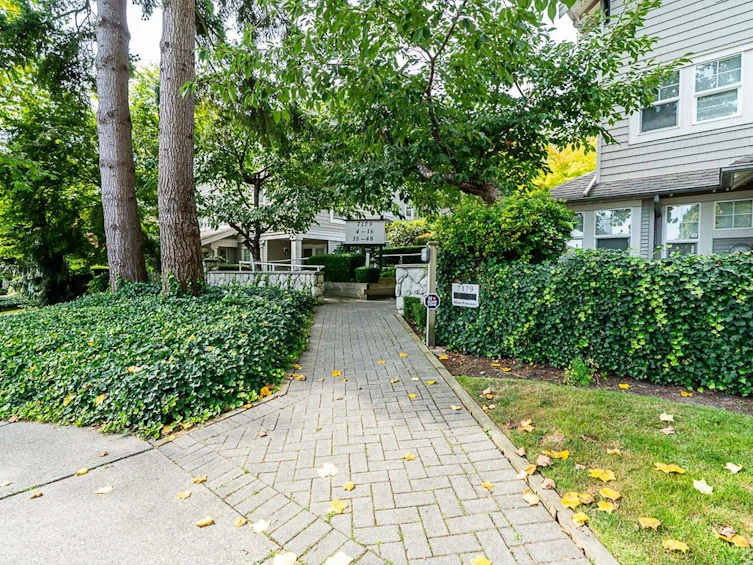 4-7179 18th Avenue, Burnaby, BC, V3N 1H2 - 2