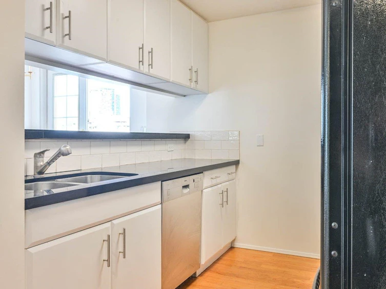 604-1508 Mariner Walk, Vancouver, BC, V6J 4X9 - 10