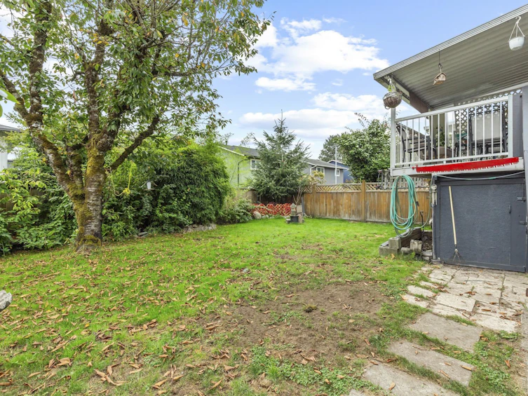 3230 Ballenas Court, Coquitlam, BC, V3E 1T5 - 34