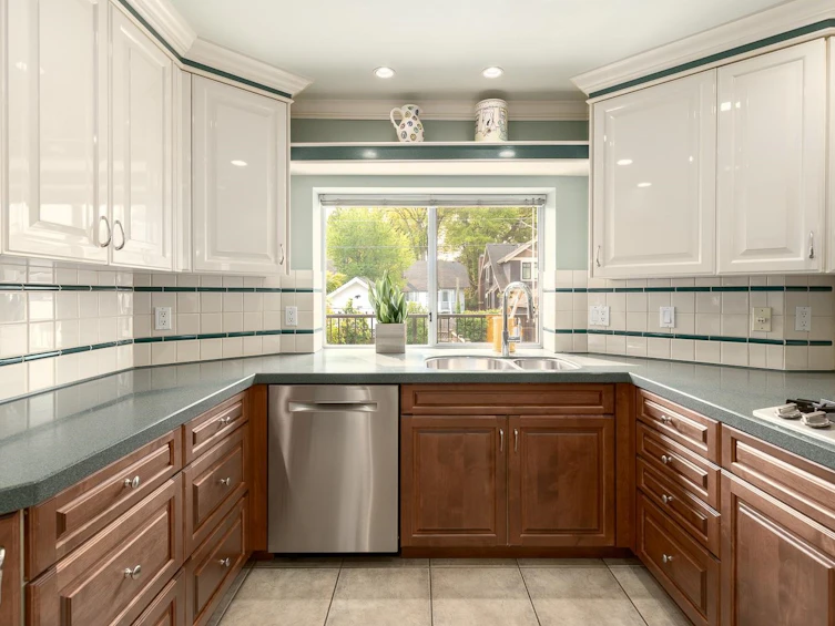 2838 W 37th Avenue, Vancouver, BC, V6N 2T6 - 9