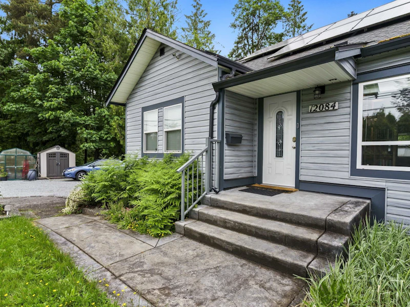 12084 232nd Street, Maple Ridge BC V2X 6T3